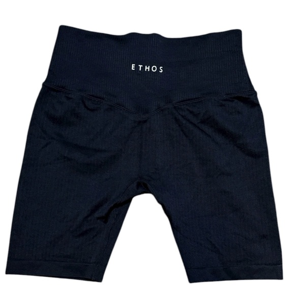 Ethos Women’s XL Ribbed Black Biker Shorts Athleisure / Workout Shorts - Picture 2 of 6